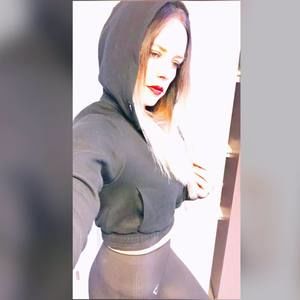 Meet your Posher, Sandra